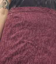Load image into Gallery viewer, 90s Textured Midi Skirt
