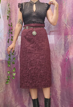 Load image into Gallery viewer, 90s Textured Midi Skirt
