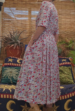 Load image into Gallery viewer, 90s Floral Picnic Dress