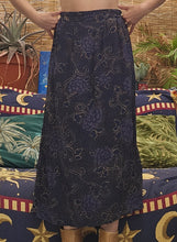 Load image into Gallery viewer, Vintage Silk Midi Skirt
