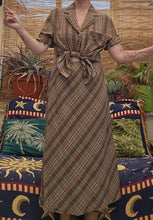 Load image into Gallery viewer, 90s Plaid Twinset