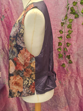 Load image into Gallery viewer, 90s Floral Waistcoat