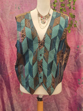 Load image into Gallery viewer, Vintage Patchwork Waistcoat