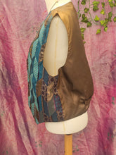 Load image into Gallery viewer, Vintage Patchwork Waistcoat