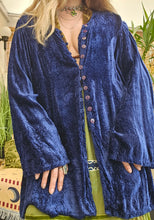 Load image into Gallery viewer, Vintage Viscose Whimsy Shacket