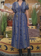 Load image into Gallery viewer, 90s Button Down Dress