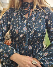 Load image into Gallery viewer, 1970s Floral Mini Dress