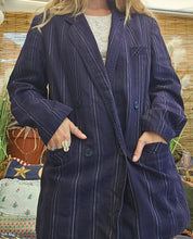 Load image into Gallery viewer, 90s Navy Pinstriped Blazer