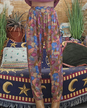 Load image into Gallery viewer, Vintage High Waisted Pleated Trousers