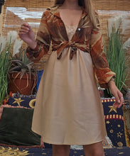 Load image into Gallery viewer, Italian Vintage Viscose Blouse