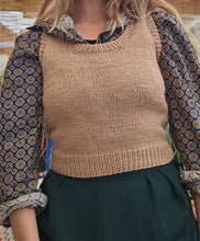 Load image into Gallery viewer, Vintage Knitted Sweater Vest