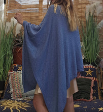 Load image into Gallery viewer, Vintage Poncho