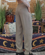 Load image into Gallery viewer, 90s Pale Green Pleated Trousers