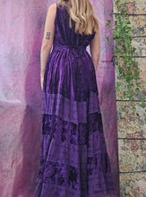 Load image into Gallery viewer, Vintage Whimsigoth Maxi Dress