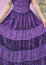 Load image into Gallery viewer, Vintage Whimsigoth Maxi Dress