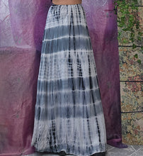 Load image into Gallery viewer, Y2K Tie Dye Maxi Skirt