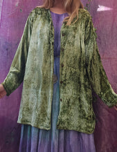 Load image into Gallery viewer, Vintage Velvet Shacket