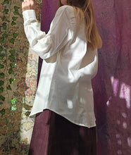 Load image into Gallery viewer, 90s Cotton And Wool Blouse