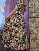 Load image into Gallery viewer, Vintage Boned Floral Dress