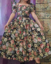 Load image into Gallery viewer, Vintage Boned Floral Dress
