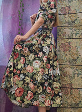 Load image into Gallery viewer, Vintage Boned Floral Dress