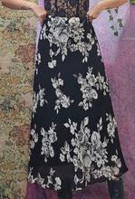 Load image into Gallery viewer, Y2K Rose Print Midi Skirt