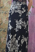 Load image into Gallery viewer, Y2K Rose Print Midi Skirt